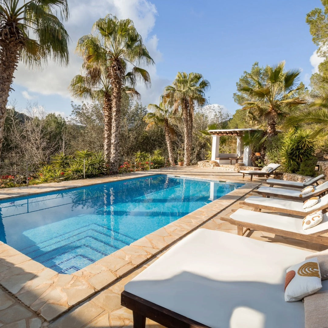 IBIZA Retreat Yoga Pool